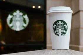 Starbucks Kuzey Amerika Perakende Ağını Yeniden Yapılandırarak 250 Şubesini Kapatma Kararı Aldı