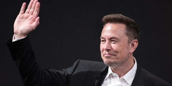 Elon Musk SpaceX ve Tesla Birleşmesi İçin Özel Komiteler Kurulduğunu Duyurdu