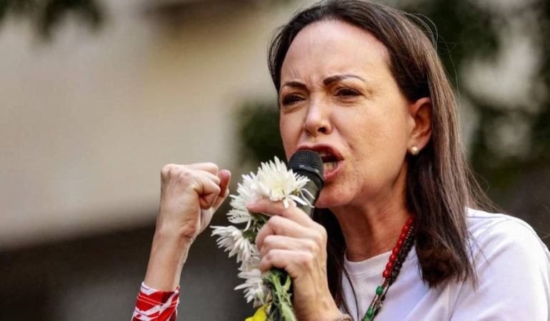 María Corina Machado Sürgünün Ardından Venezuela'ya Dönerek Geçici Hükümete Meydan Okudu