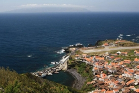 Corvo Adasında Yavru Deniz Kuşlarını Korumak İçin Sokak Aydınlatmaları Kapatıldı